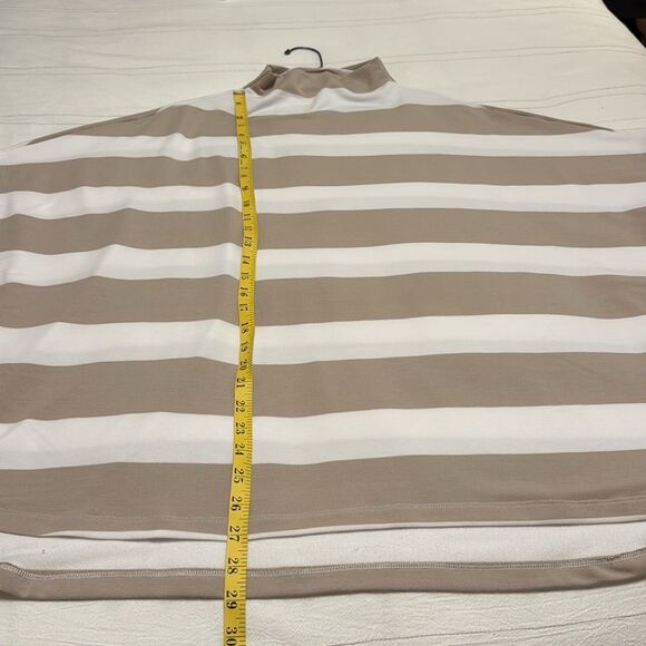 Cable & Gauge Beige and White Mock T Knit Shirt - Picture 4 of 6